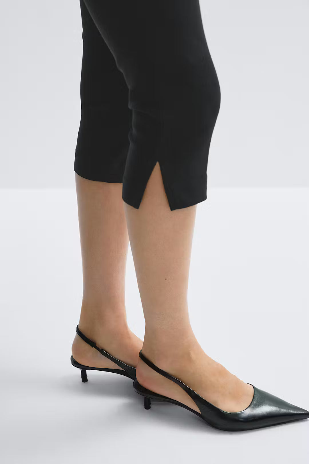 Bermuda Noir stretch
