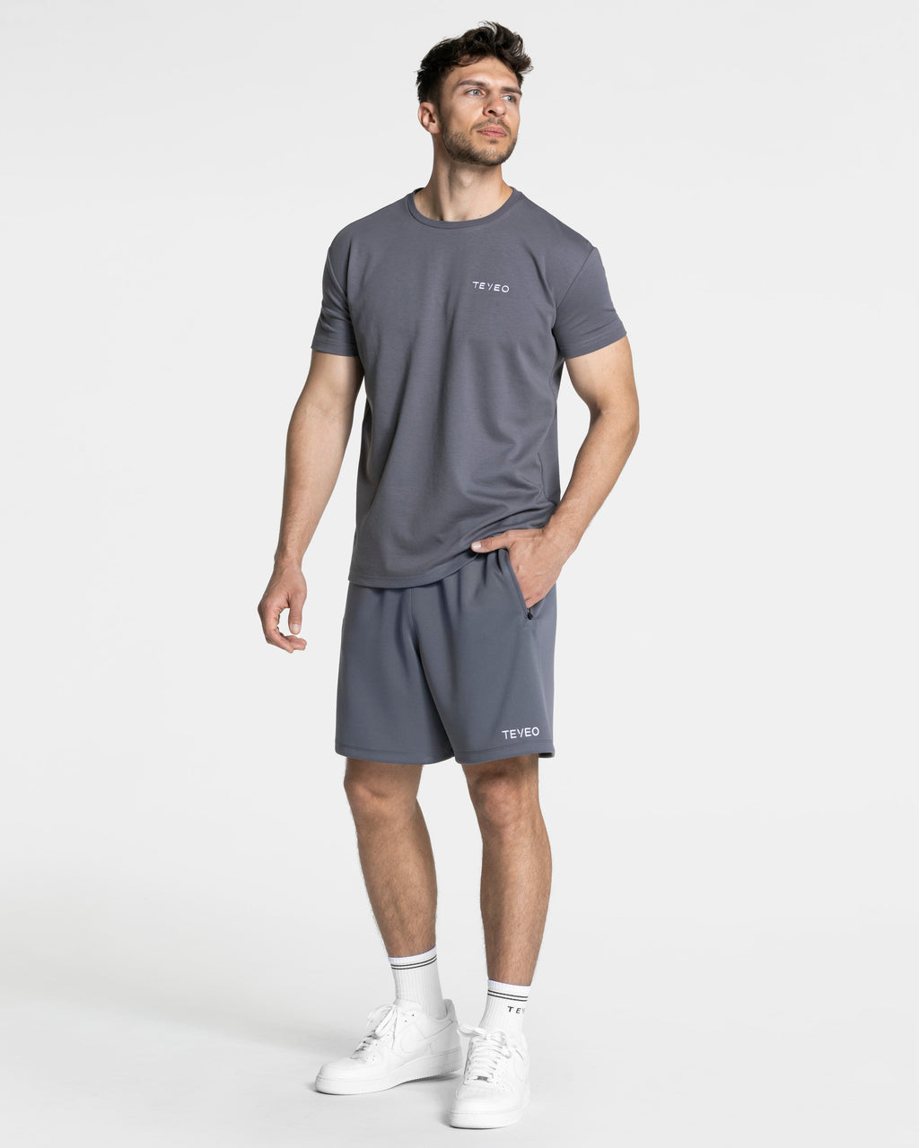 Arrival Sport Shorts "Graphit"