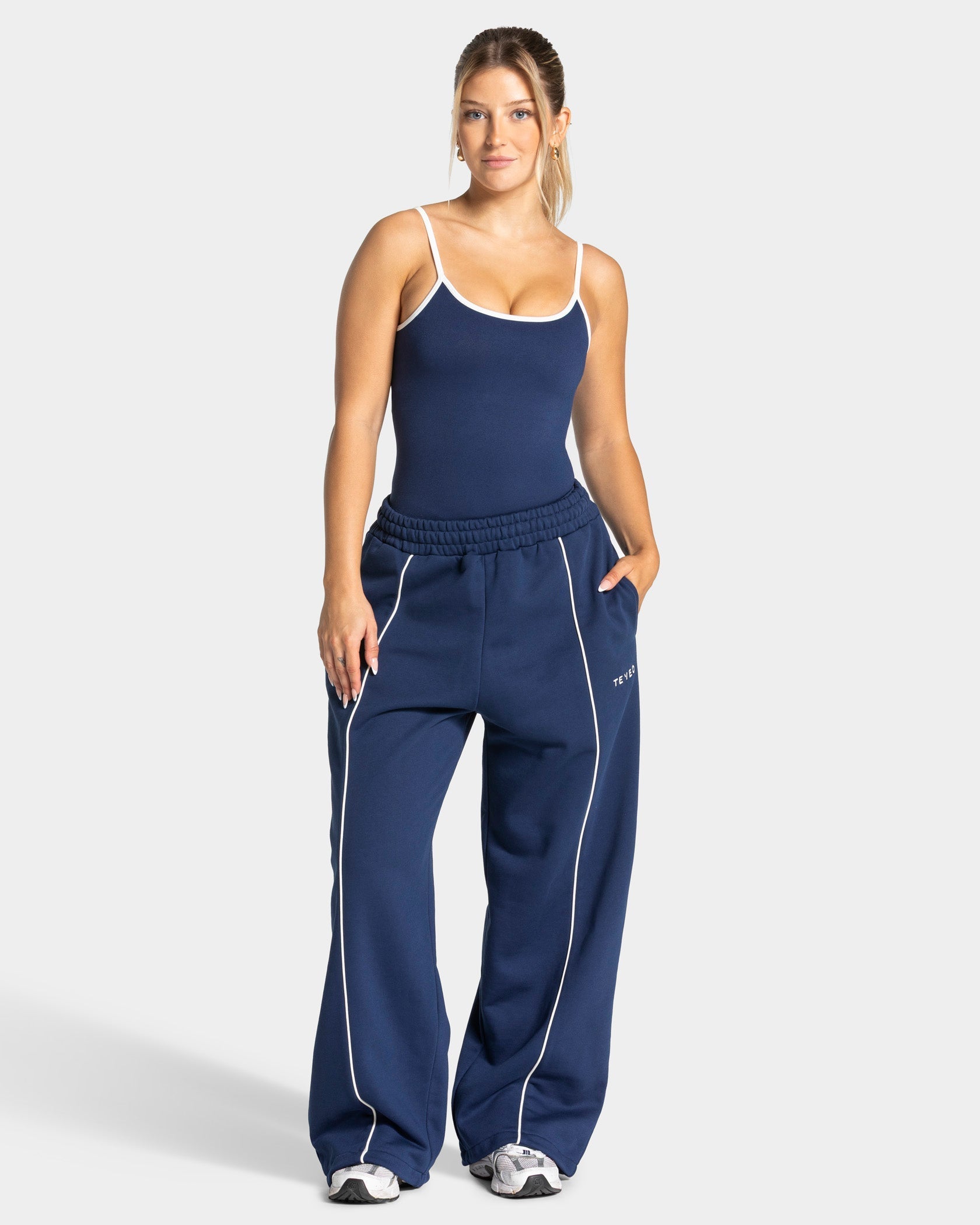 Contrastline Wide Leg Jogger "Dunkelblau"