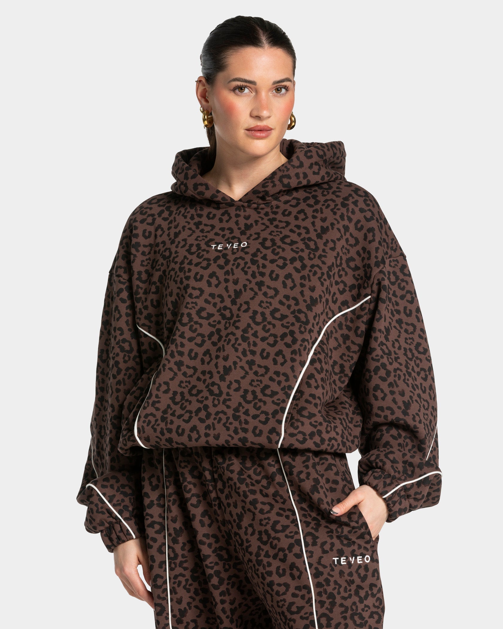 Contrastline Hooded Sweater "Leo Espresso"
