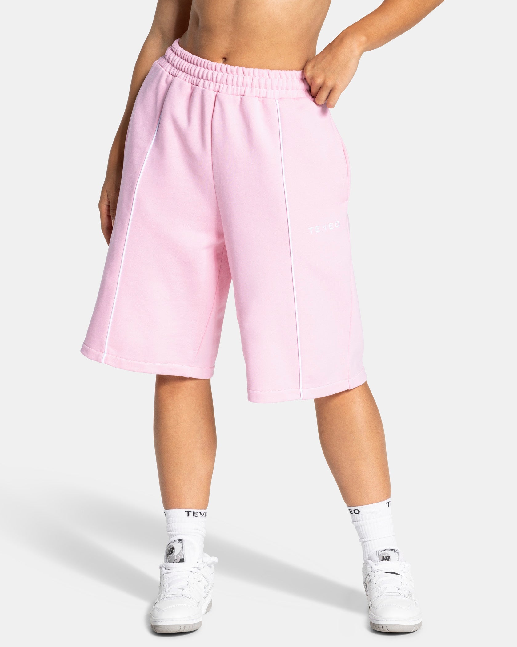 Contrastline Oversized Jorts "True Pink"