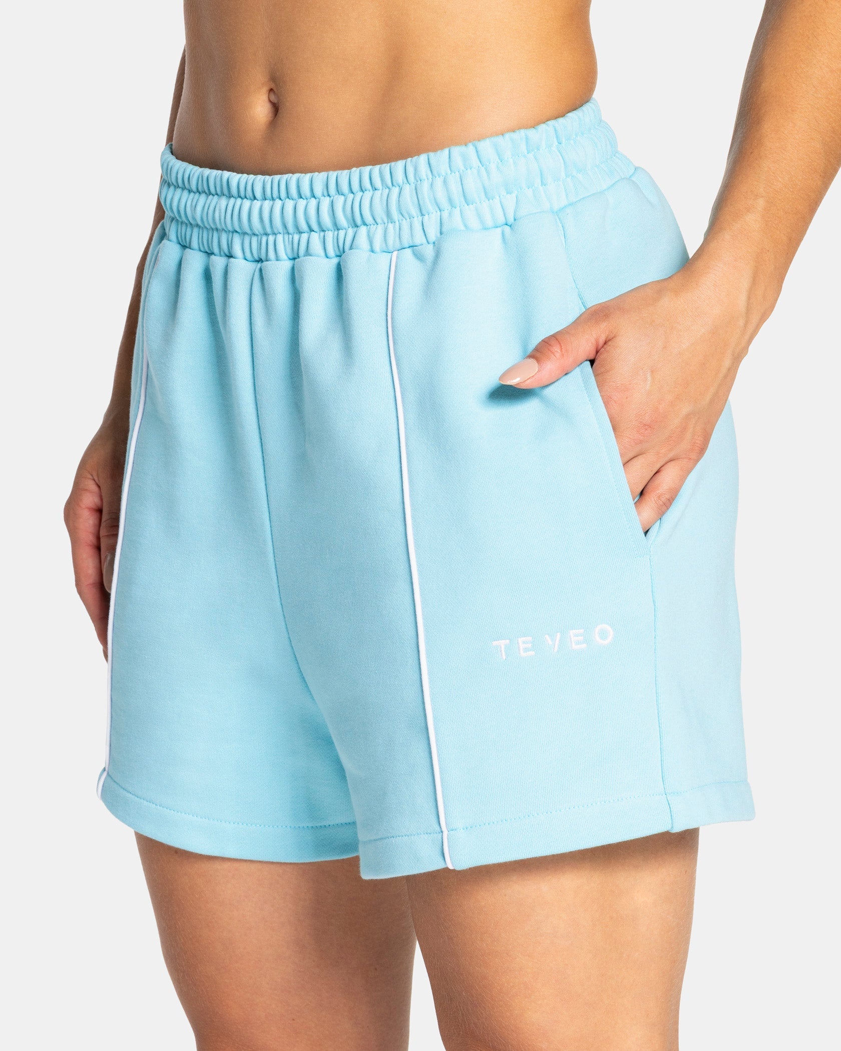 Contrastline Oversized Shorts "Arctic Blue"