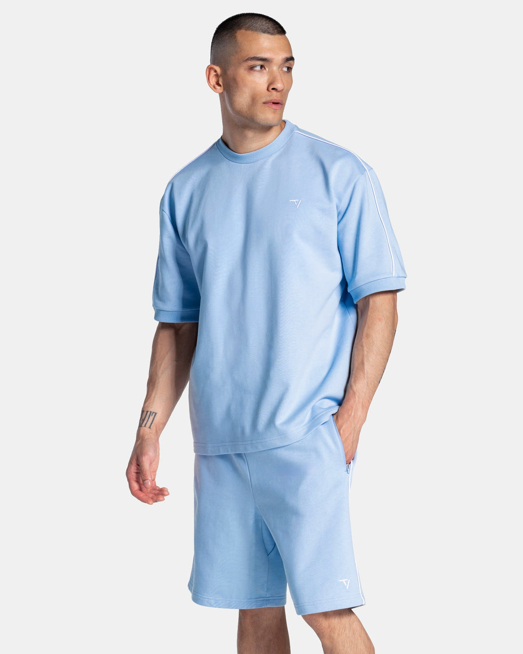 Contrastline Oversized T-Shirt "Babyblau"