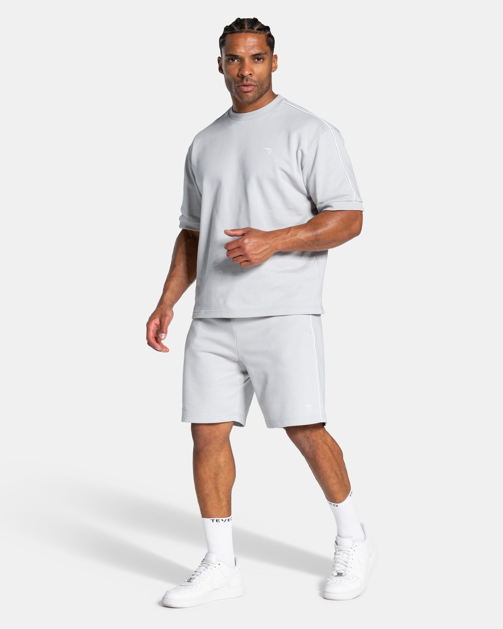 Contrastline Shorts "Moon"