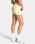 Contrastline Sculpt Scrunch Shorts "Butter Yellow"