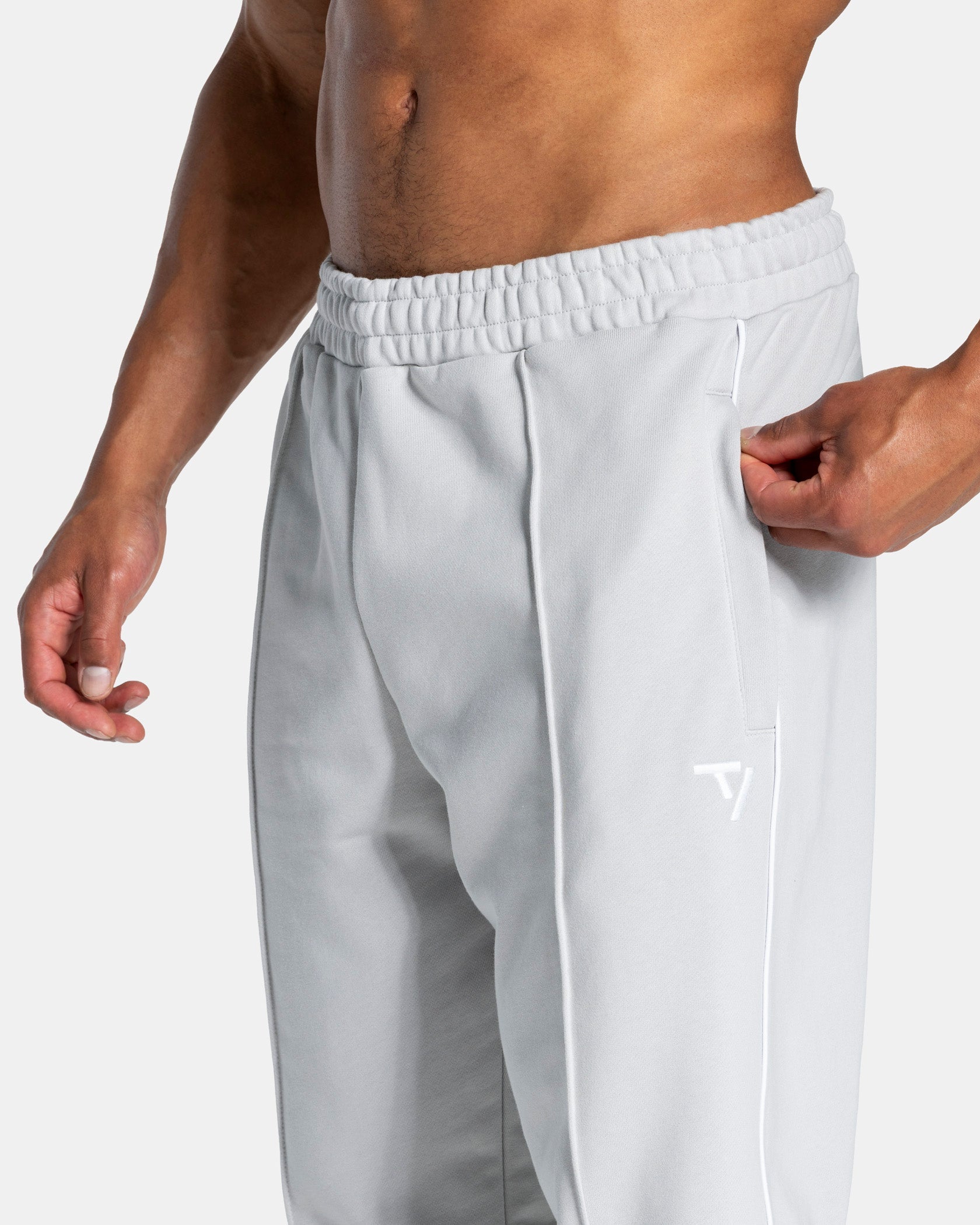 Contrastline Straight Leg Jogger "Moon"