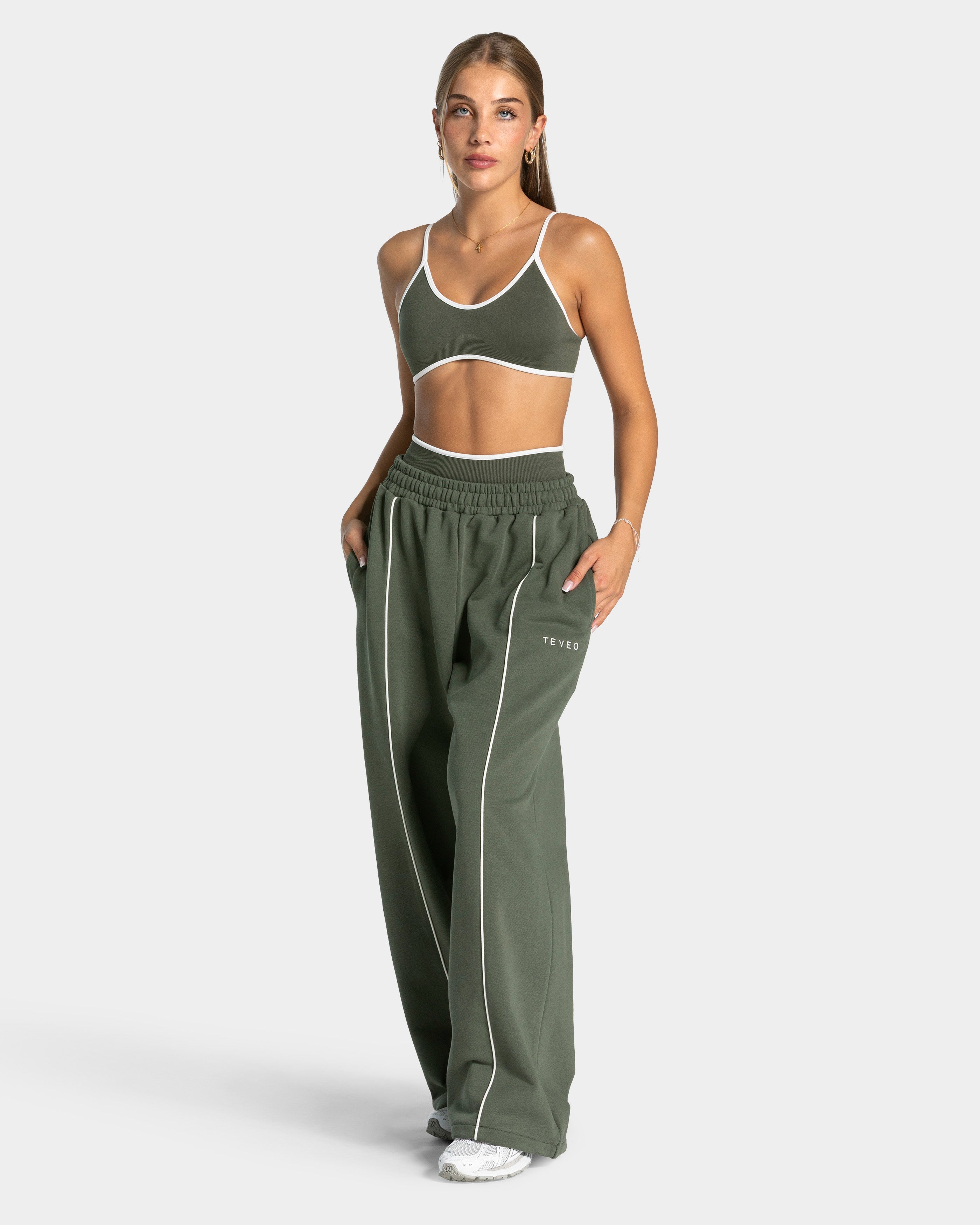 Contrastline Wide Leg Jogger "Khaki"