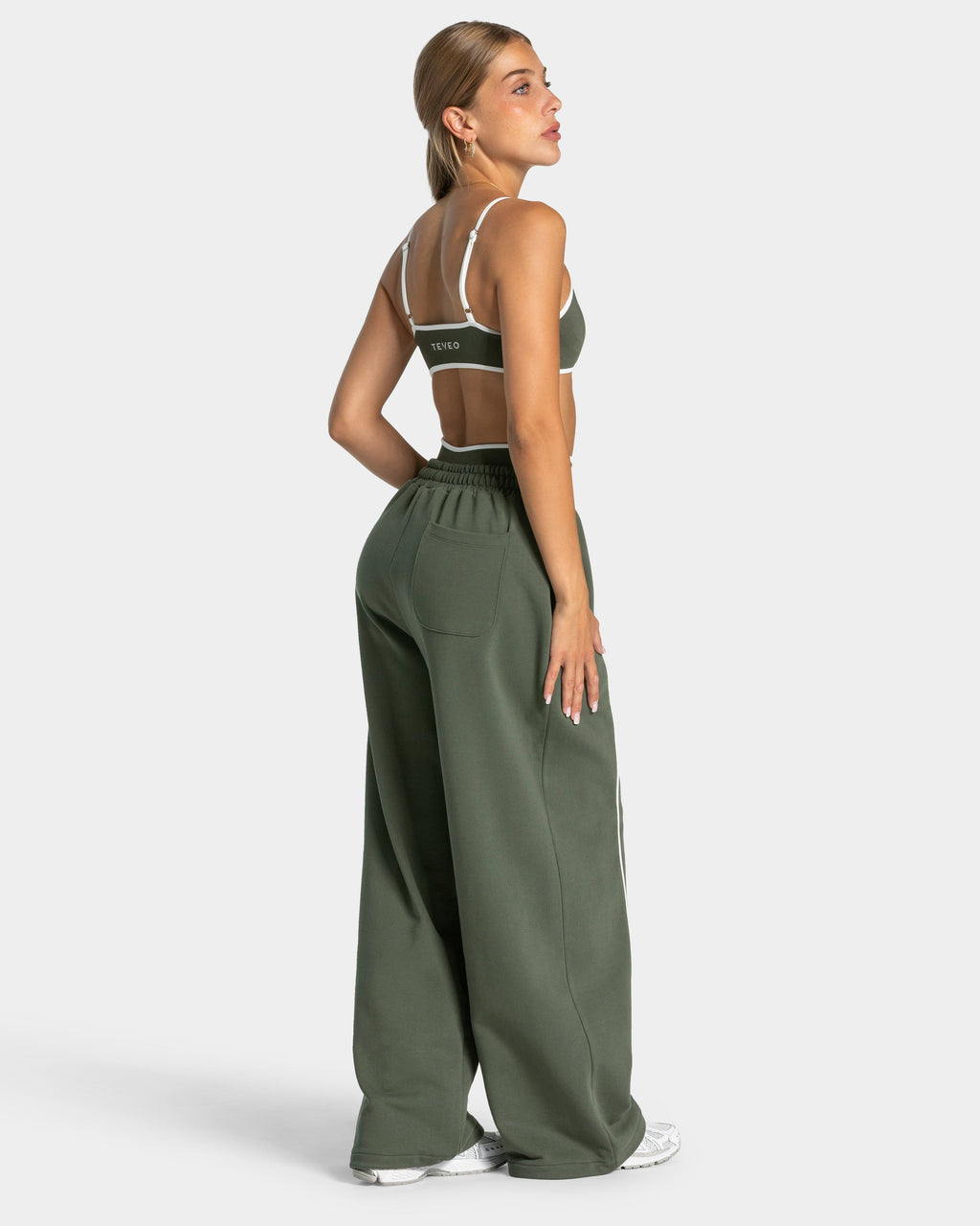 Contrastline Wide Leg Jogger "Khaki"