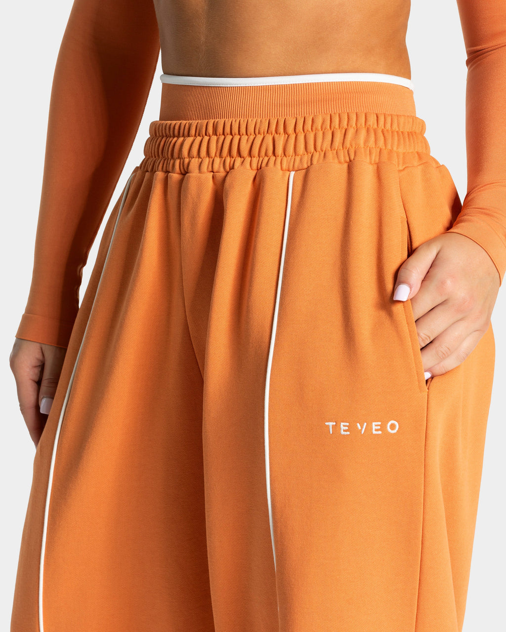 Contrastline Wide Leg Jogger "Pumpkin Spice"