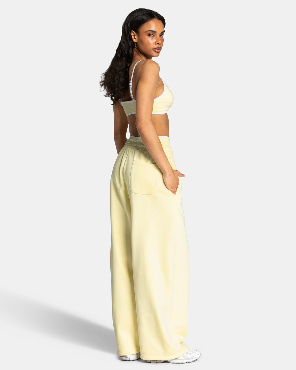 Contrastline Wide Leg Jogger "Butter Yellow"