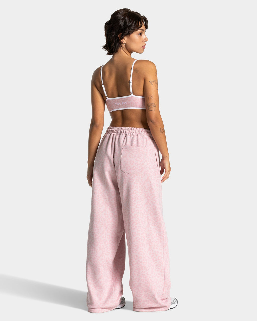 Contrastline Wide Leg Jogger "Leo Rosa"