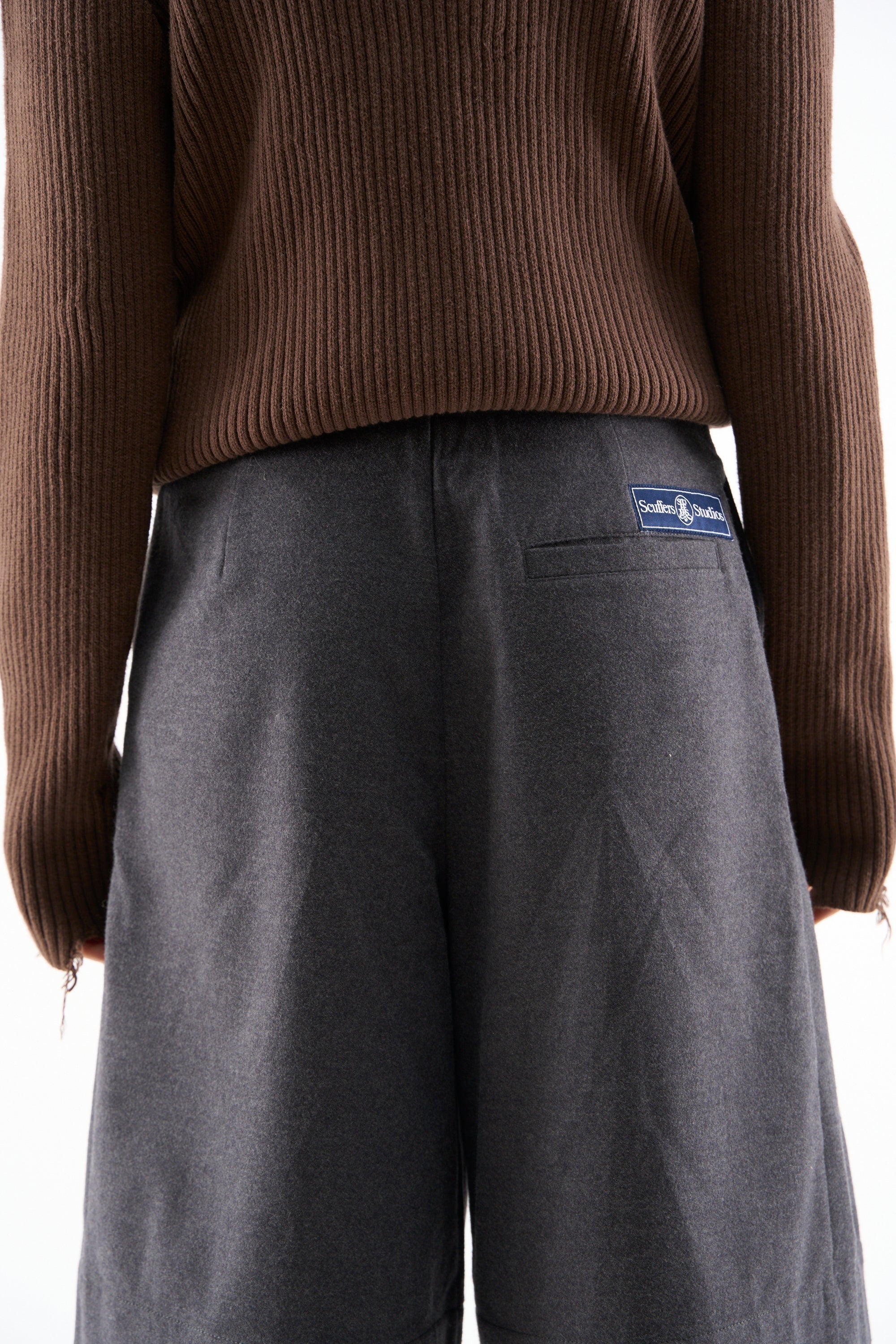 Accordion Grey Jort
