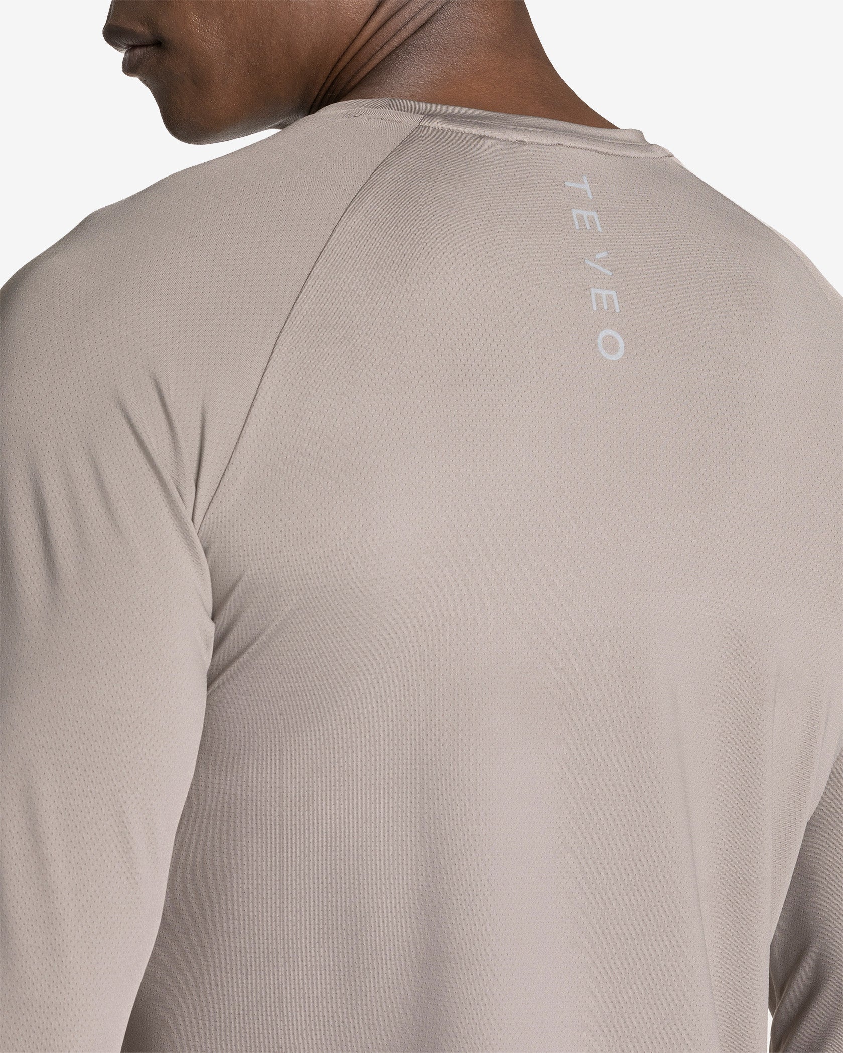 END Running Longsleeve "Smoke"