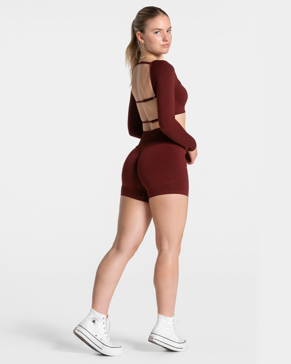 Femme Backless Longsleeve "Weinrot"