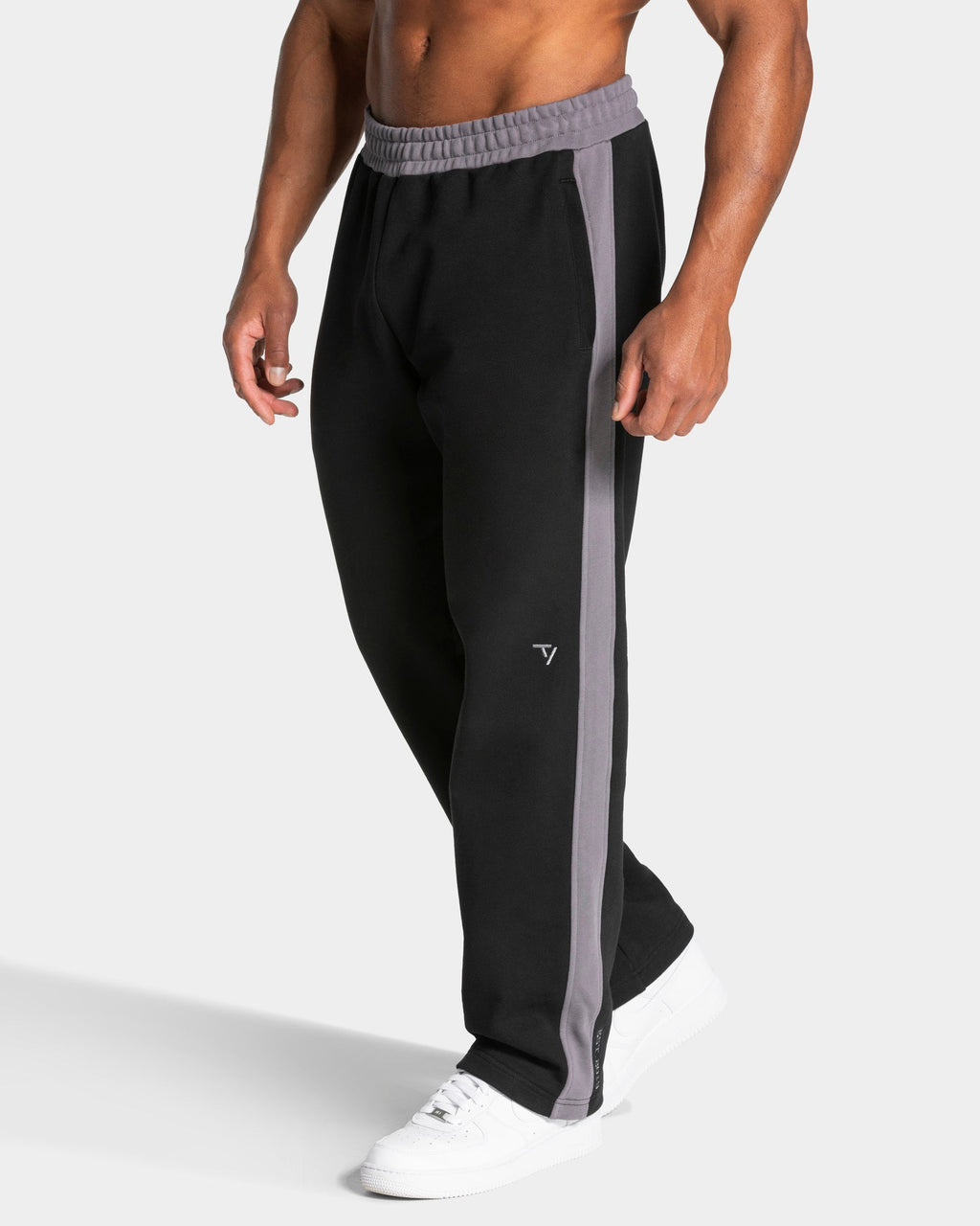 Football Straight Leg Jogger "Schwarz"
