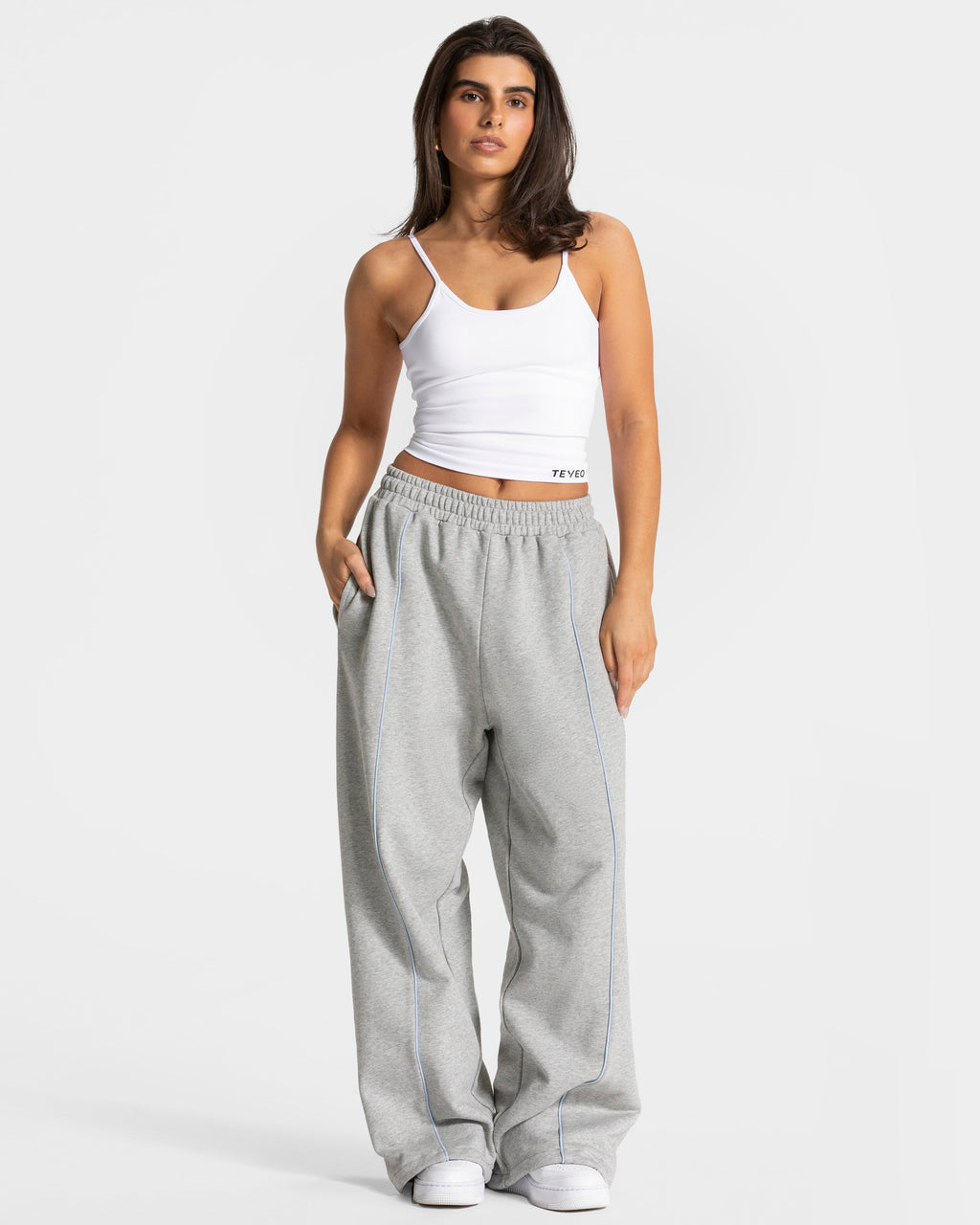 Contrastline Wide Leg Jogger "Hellgrau"