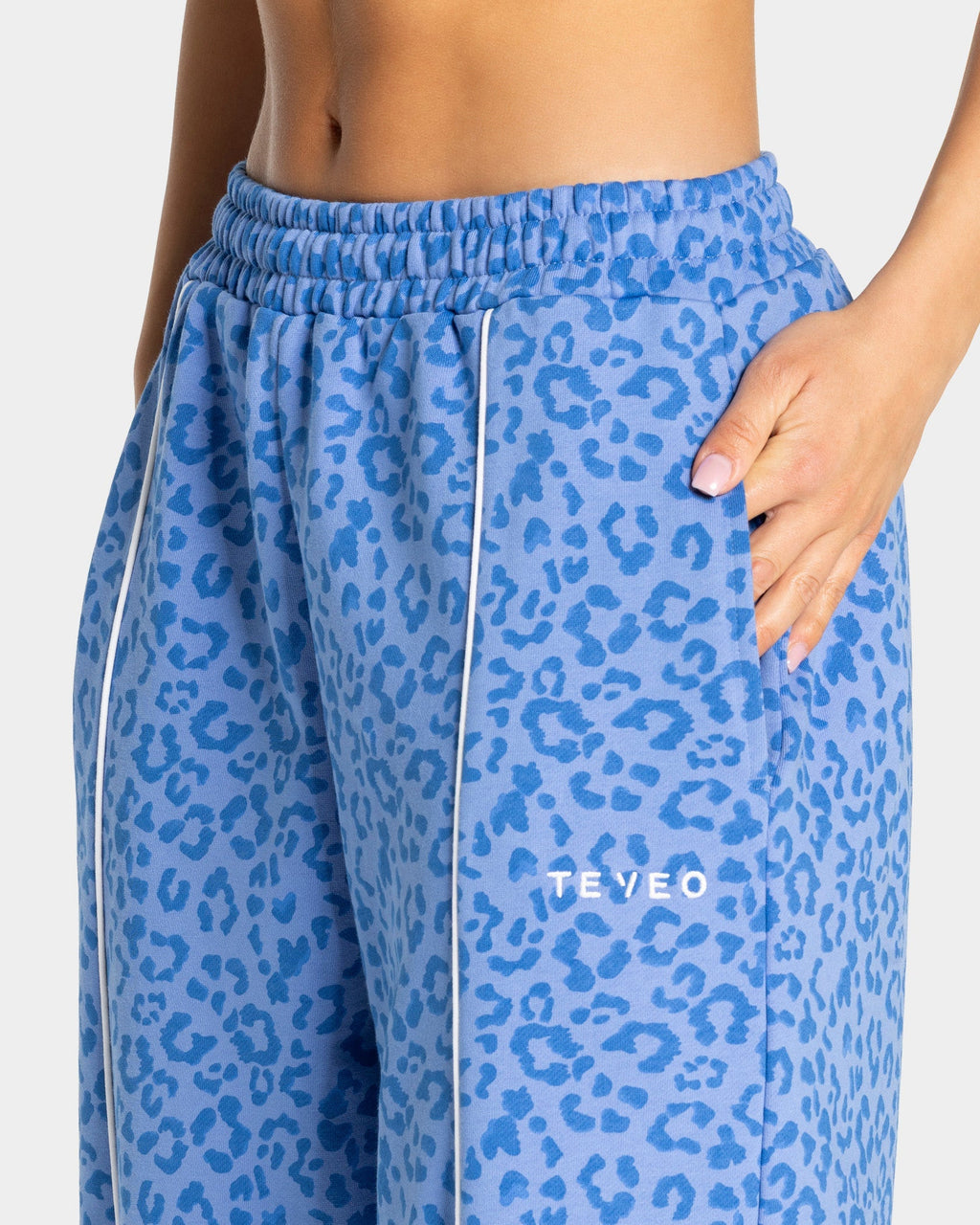 Contrastline Wide Leg Jogger "Leo Azure"