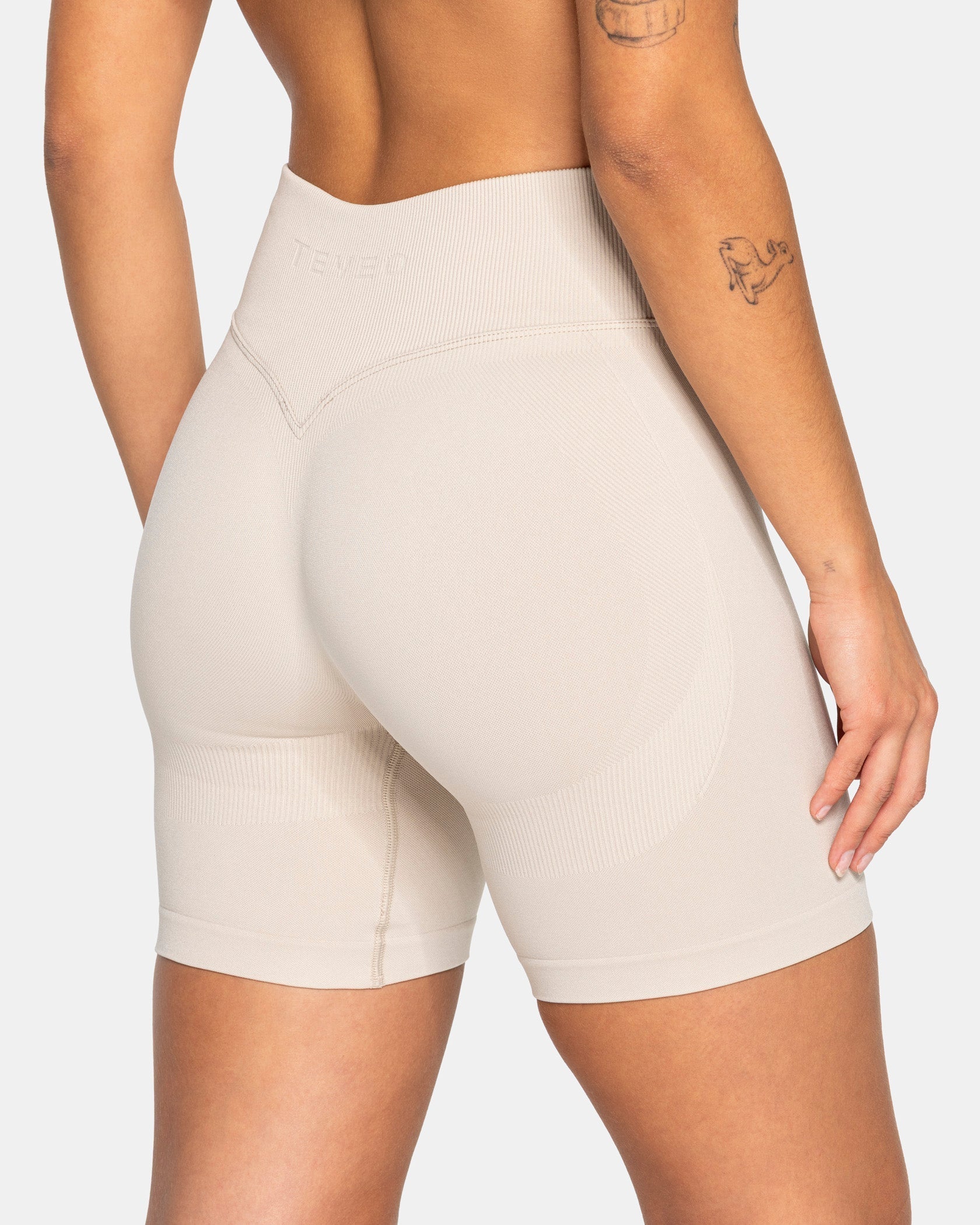 Lift Shorts "Cream"