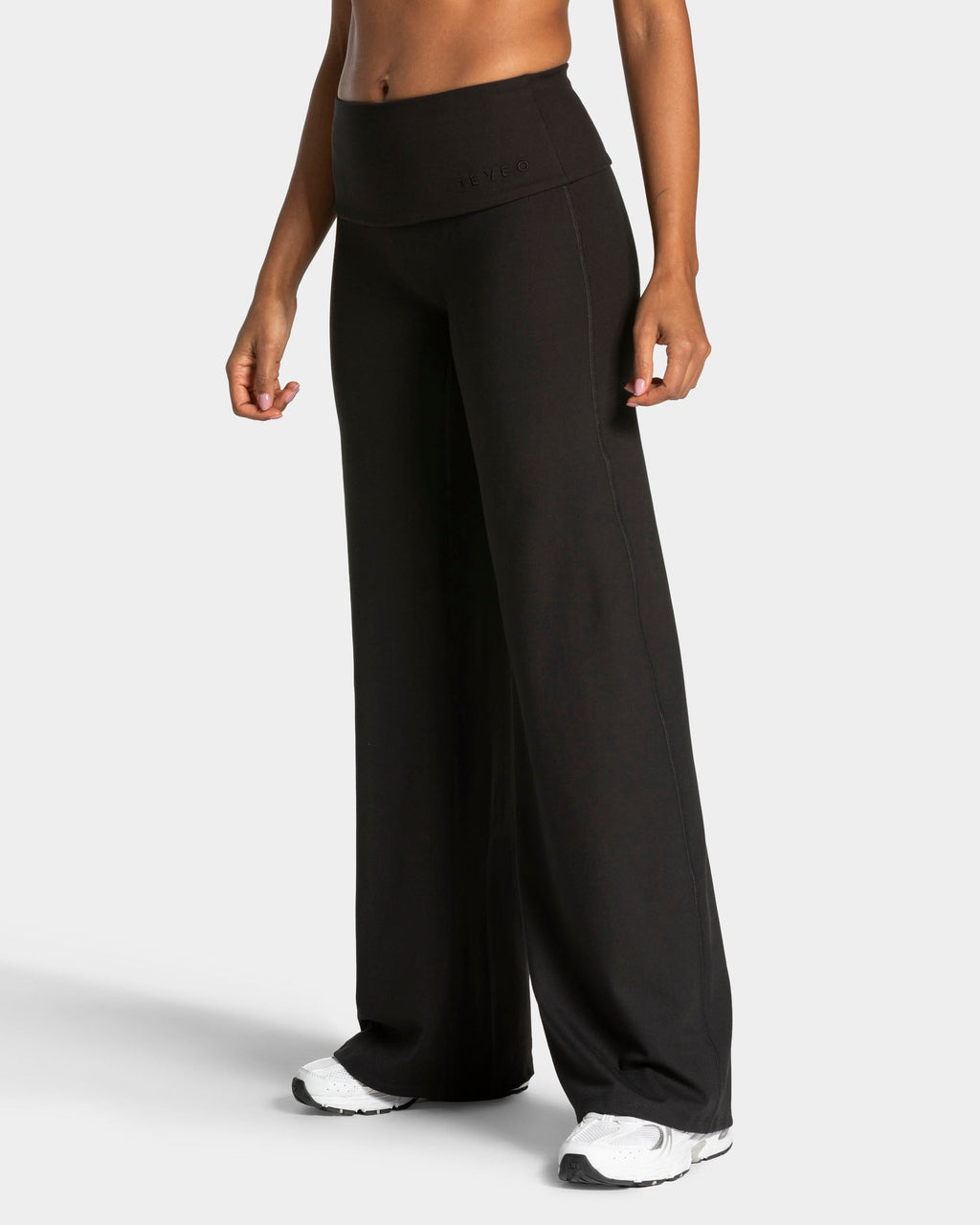 Mellow Fold Over Straight Leg Pants Regular "Schwarz"
