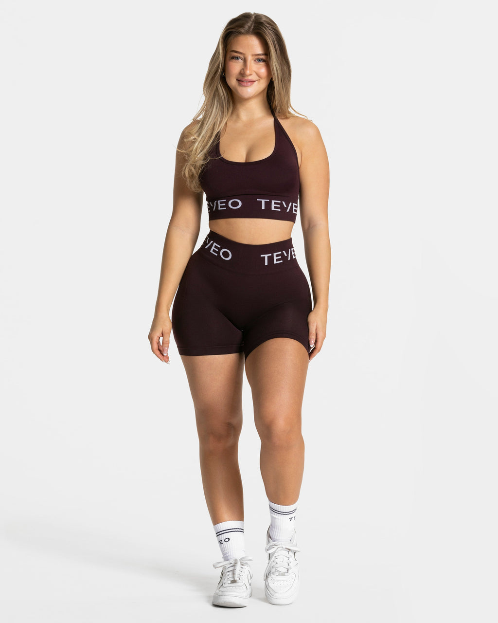Signature Covert Scrunch Shorts "Merlot"