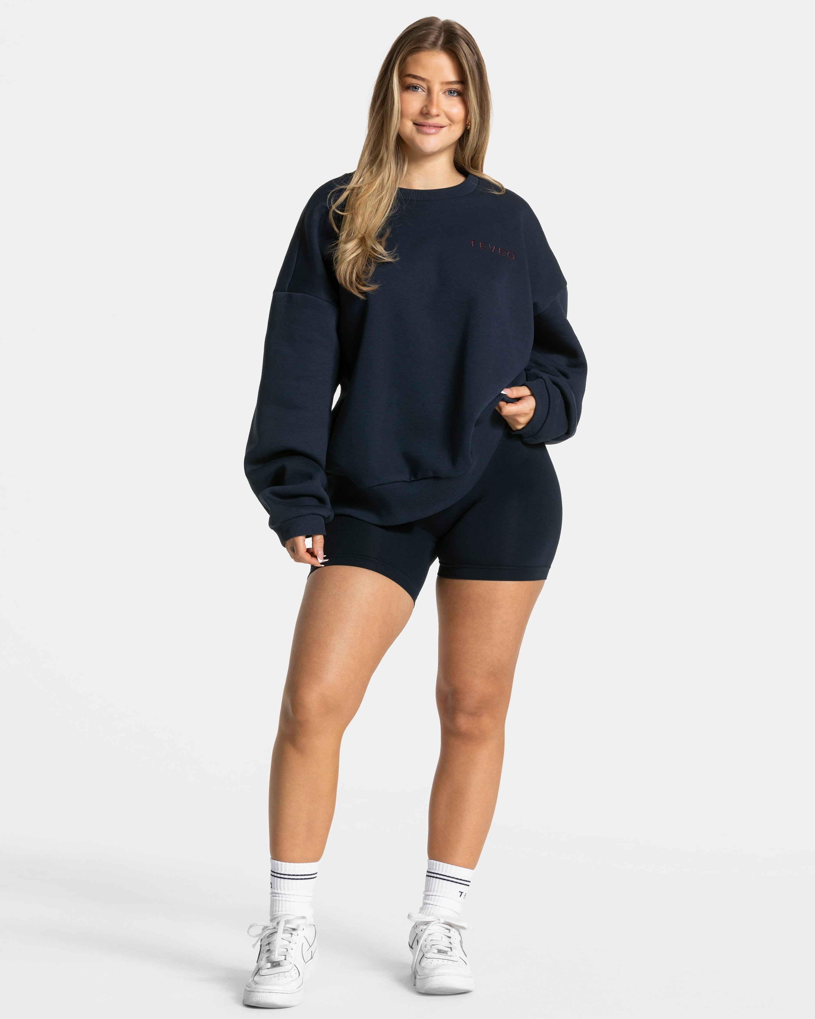 Signature Oversized Sweater "Midnight"