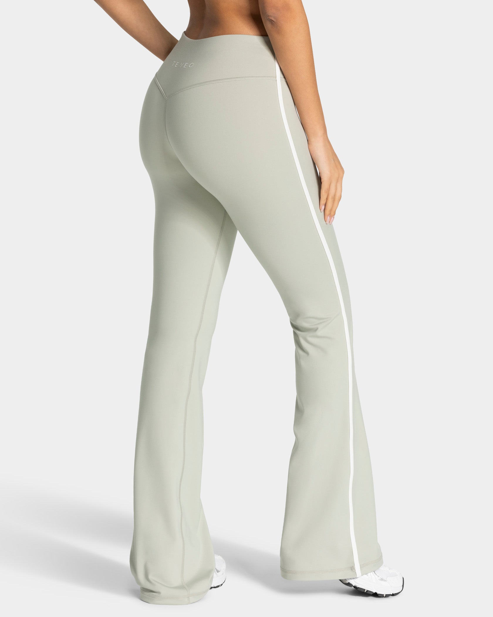 Soft Flared Leggings Tall "Pistachio"