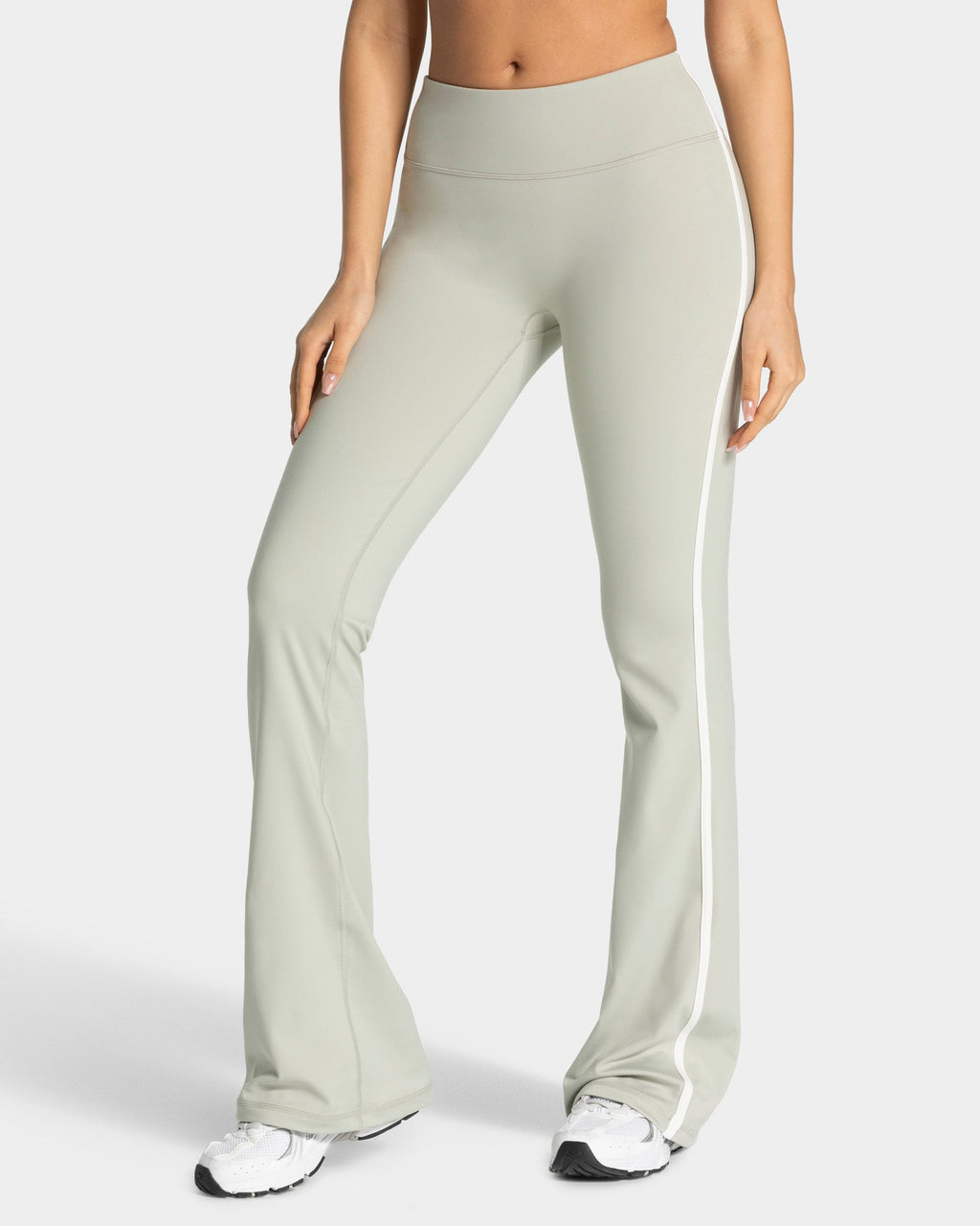 Soft Flared Leggings Regular "Pistachio"
