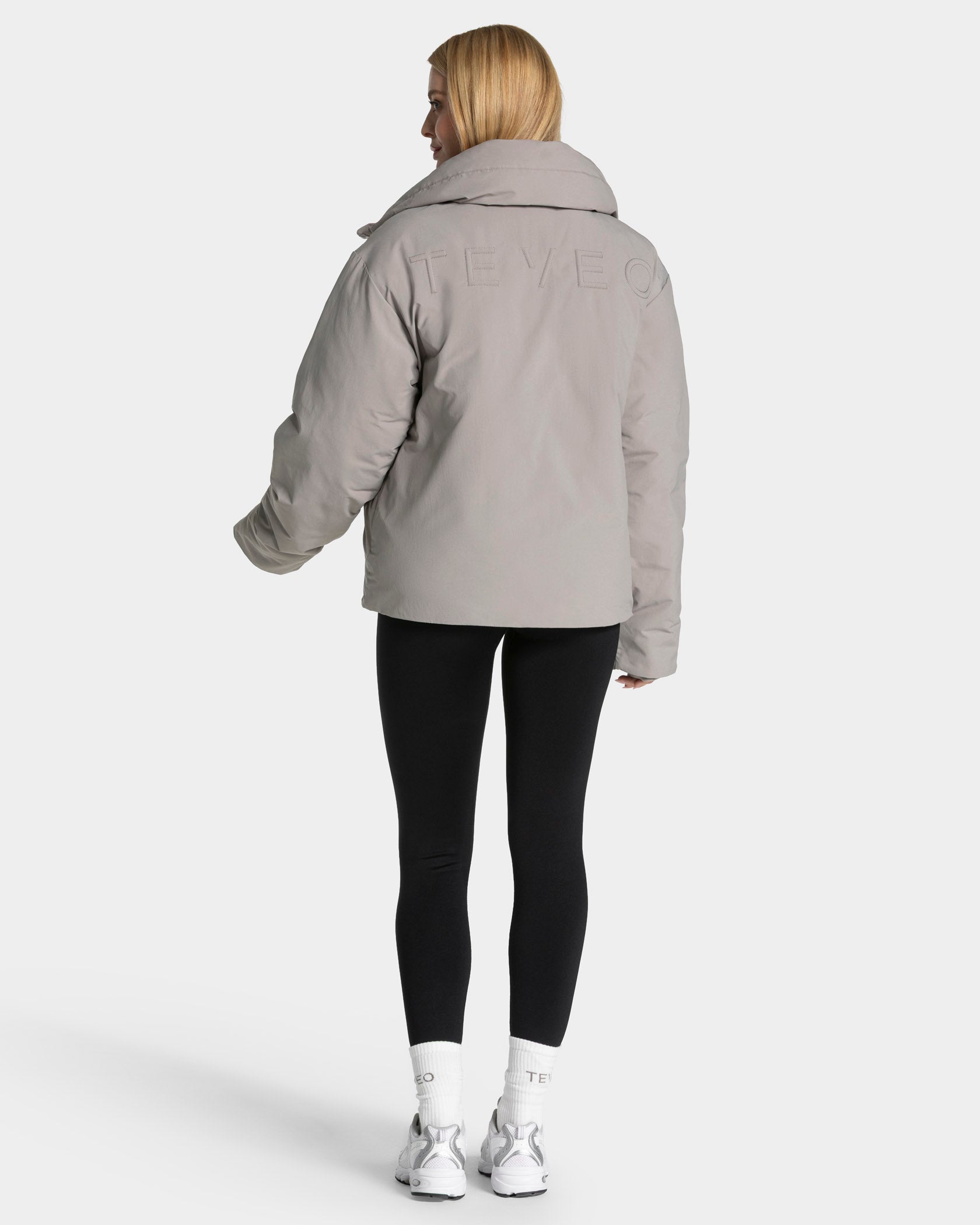 Studio Puffer Jacke "Smoke"