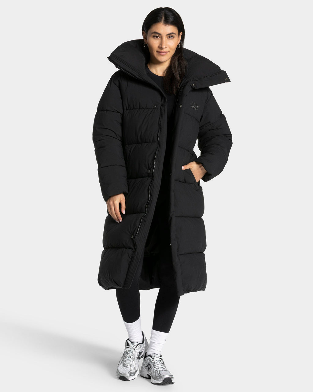 Studio Puffer Mantel "Schwarz"