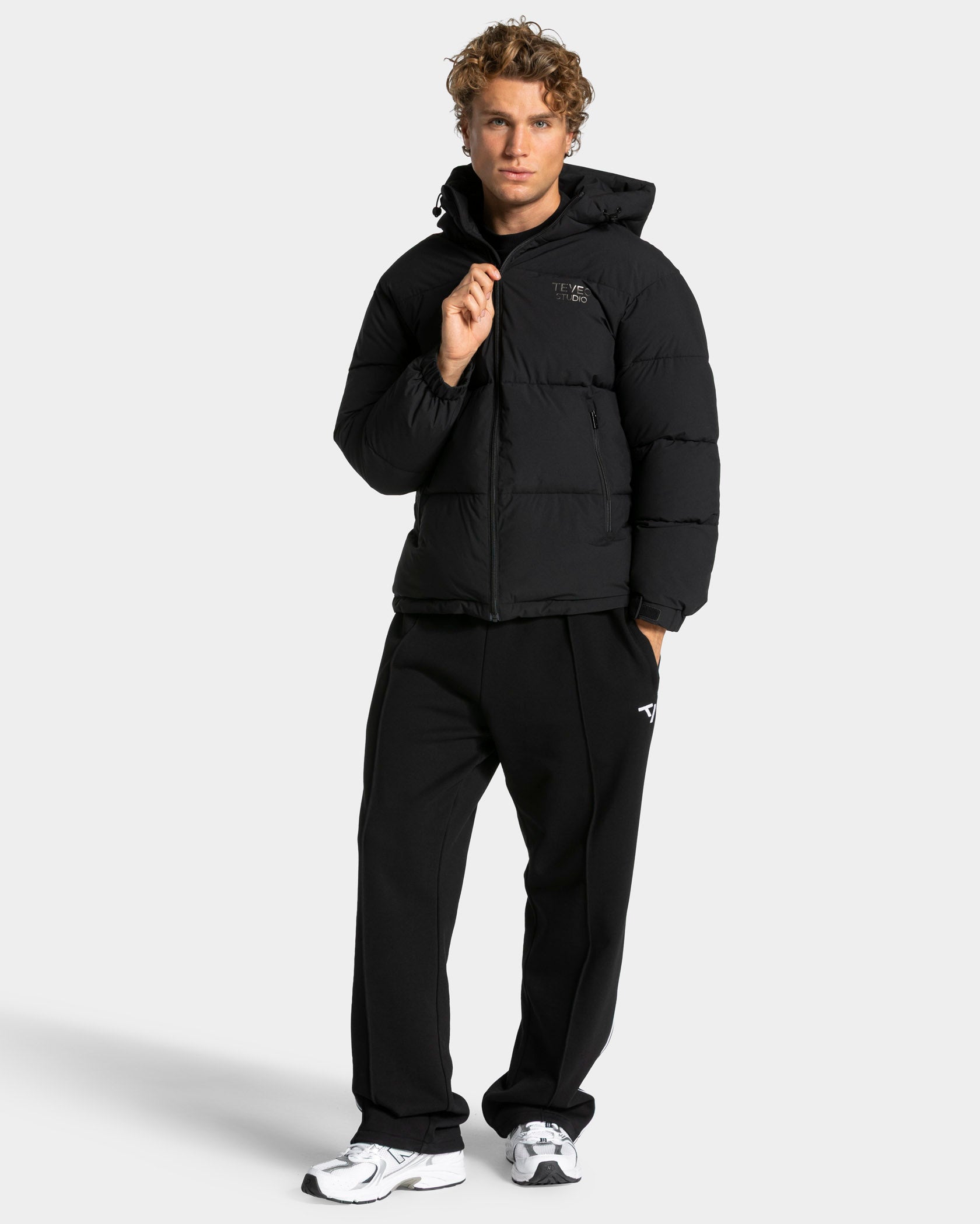 Studio Oversized Jacke "Schwarz"