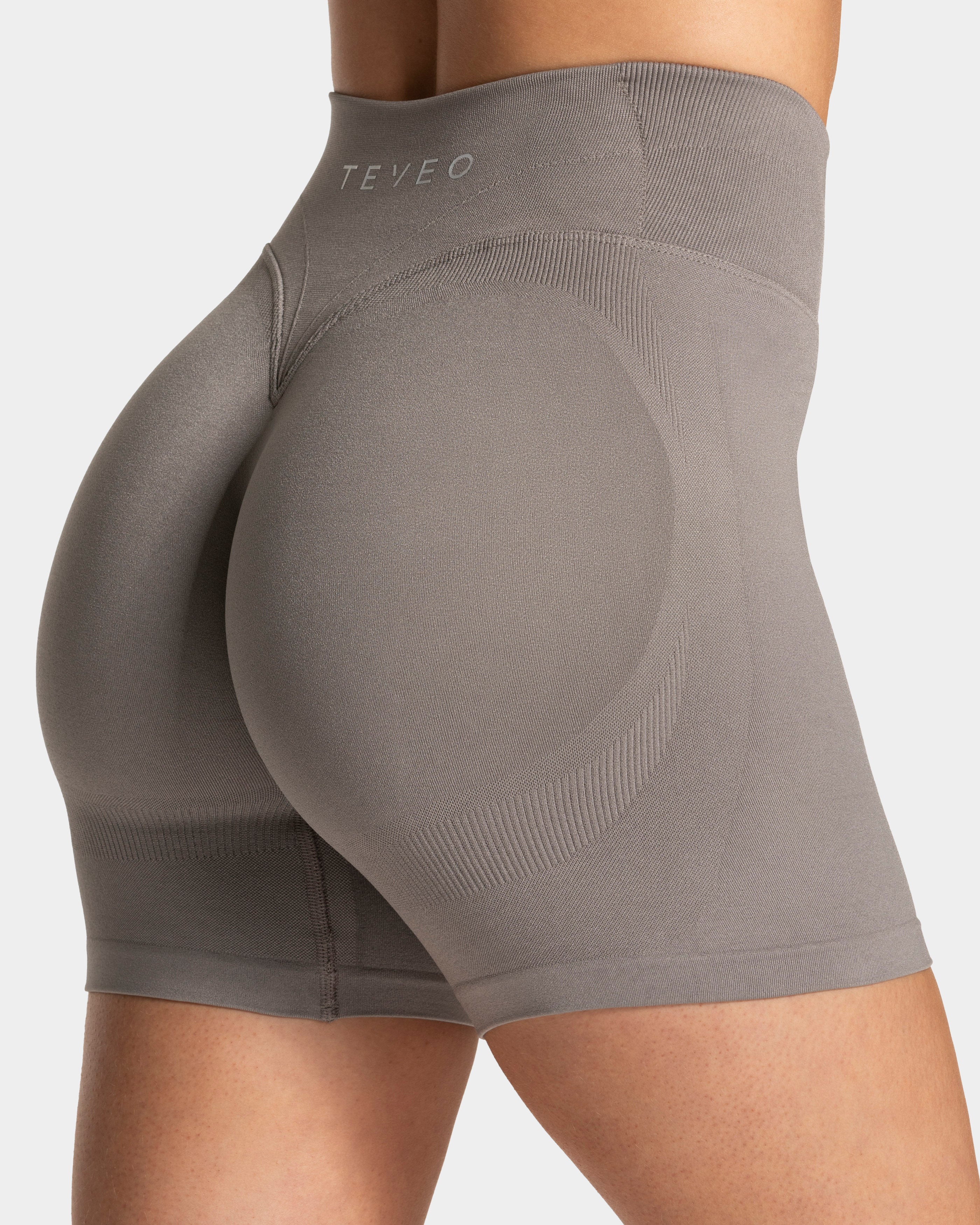 END Running Sculpt Scrunch Shorts "Smoke"