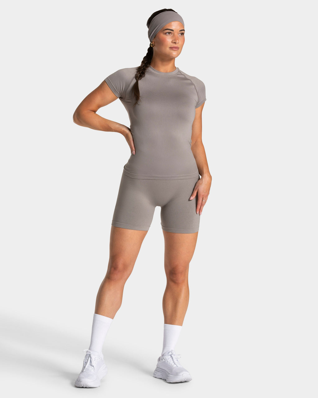 END Running Sculpt Scrunch Shorts "Smoke"