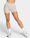 Femme Sculpt Scrunch Shorts "Cream"