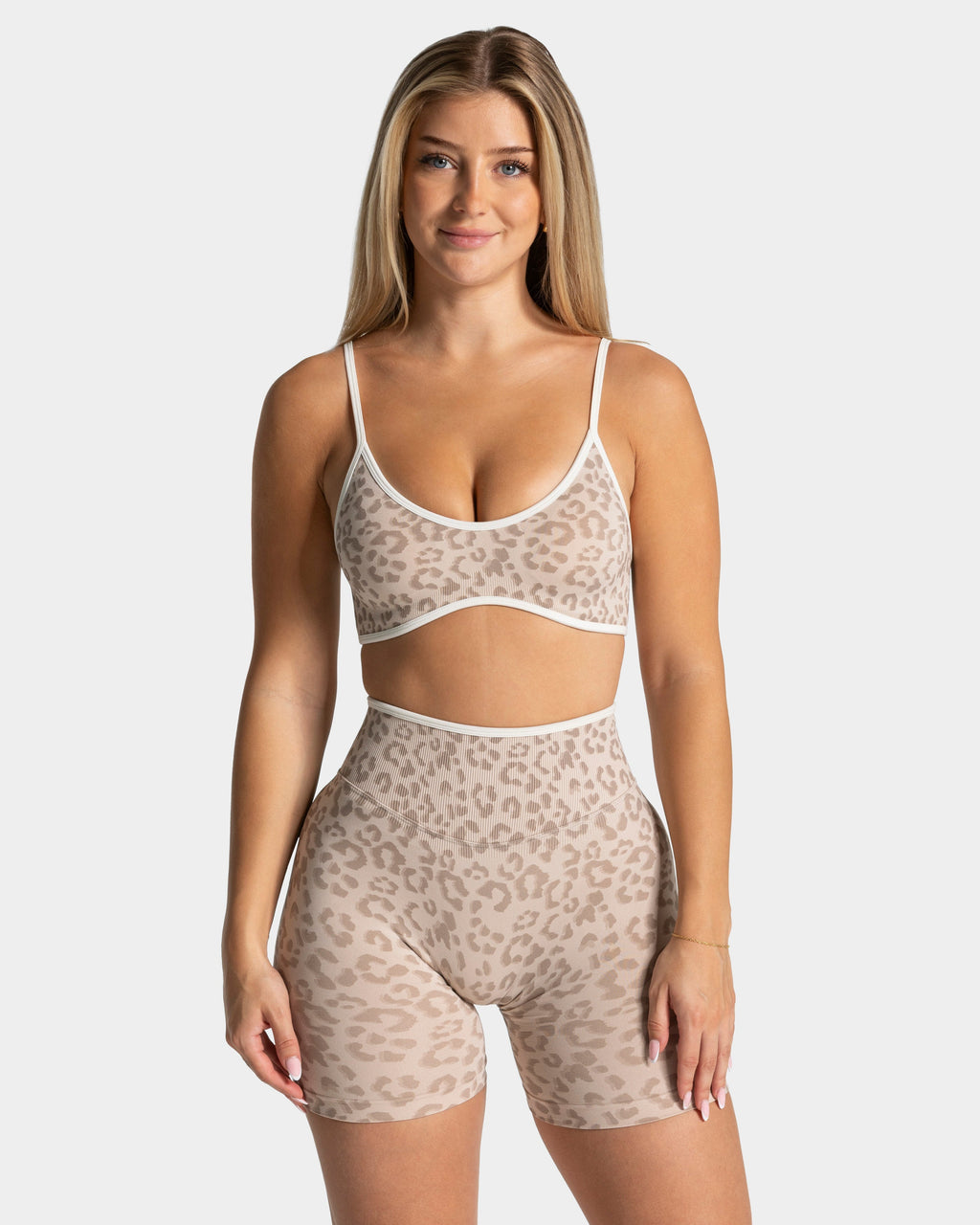 Contrastline Bh "Leo Cream"