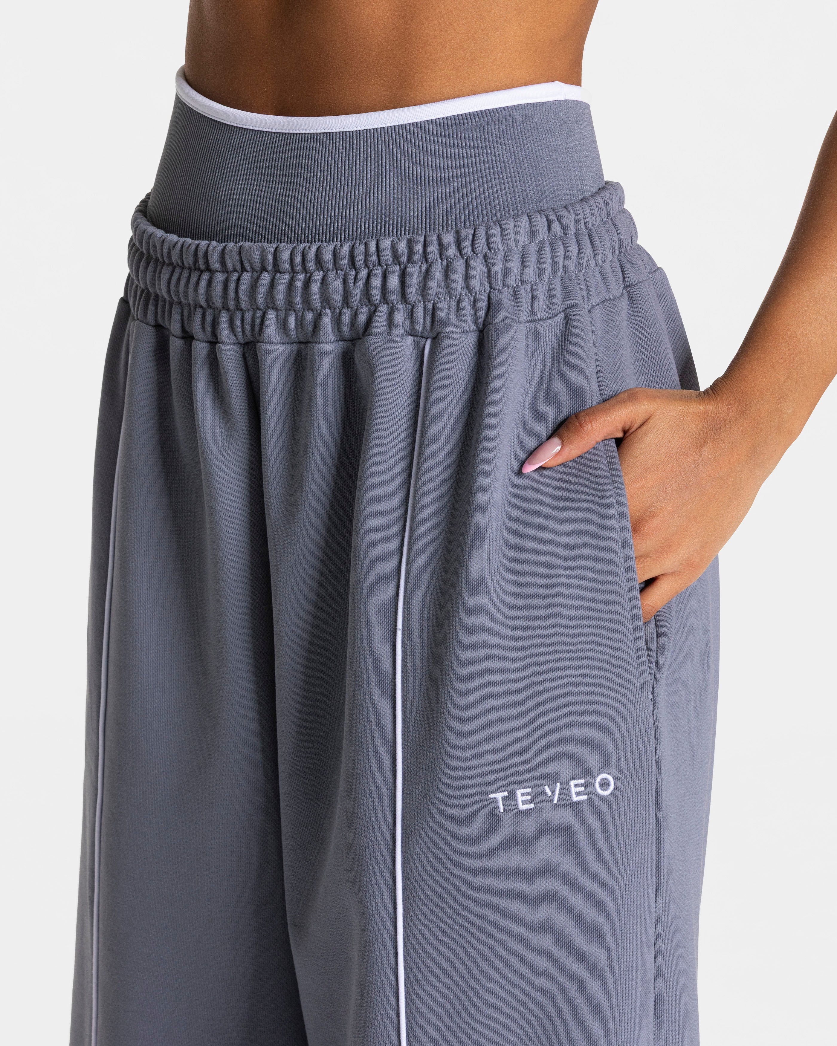Contrastline Wide Leg Jogger "Eisgrau"