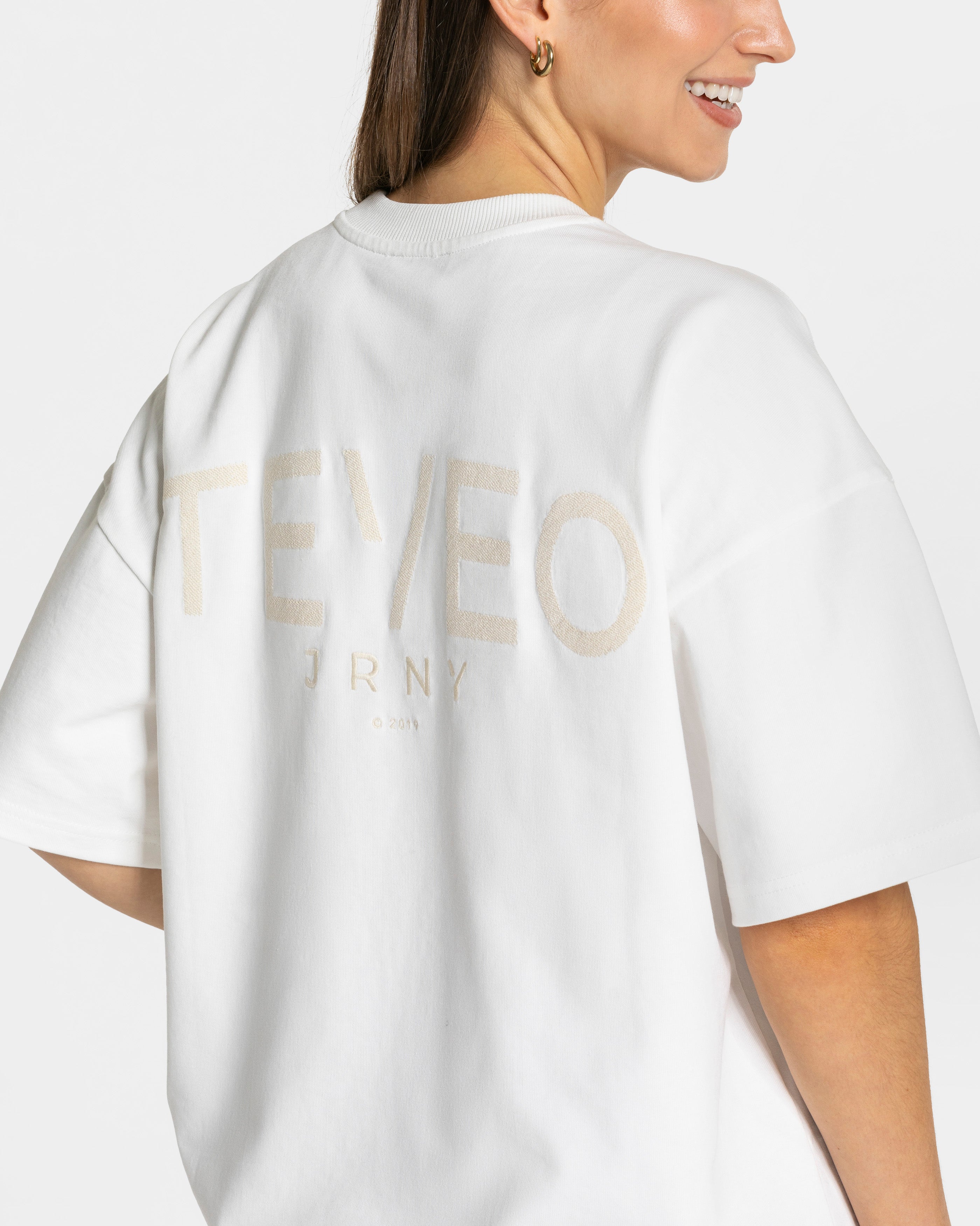 Journey Oversized T-Shirt "Off White"