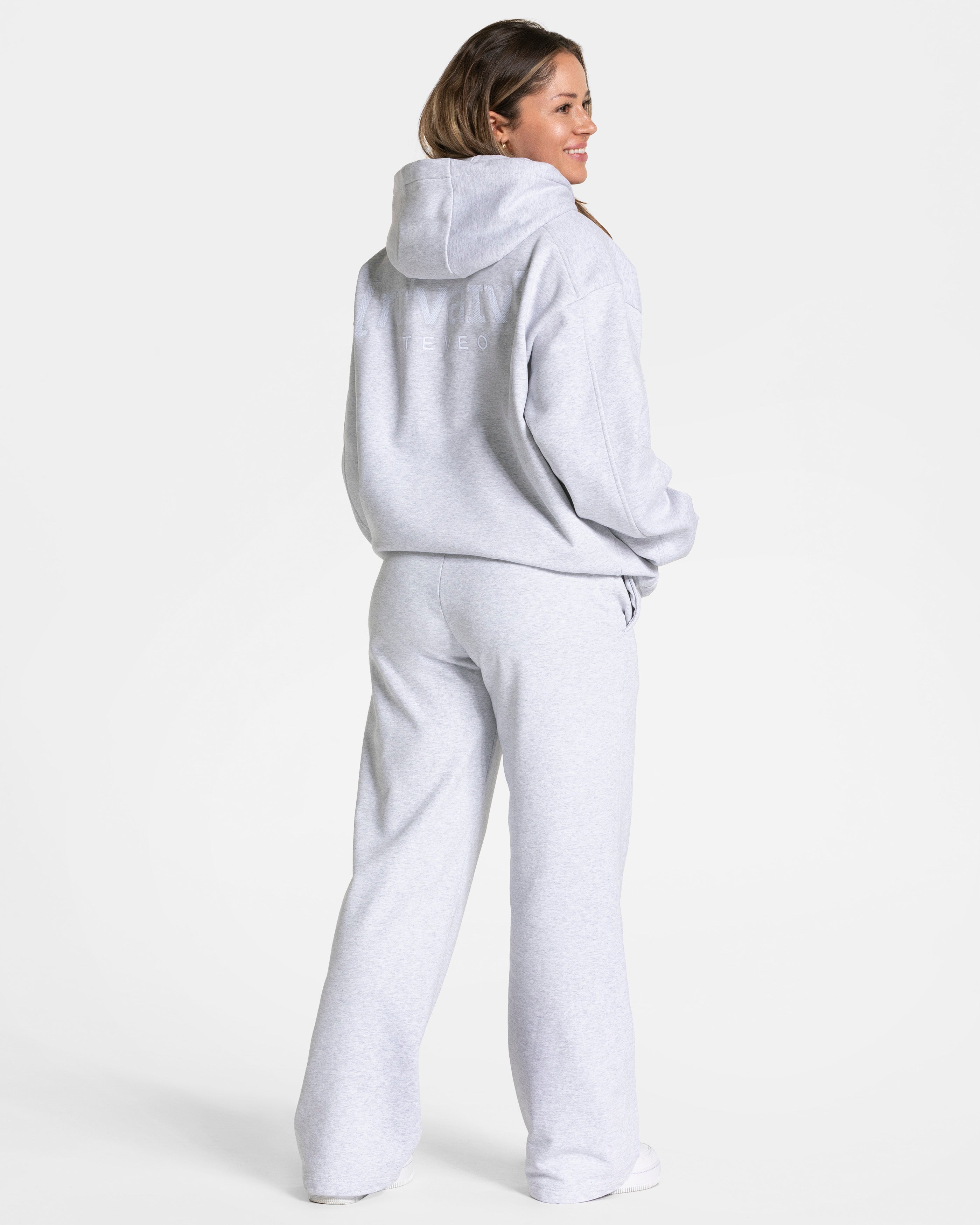 RI’VAIV Oversized Hoodie "Hellgrau"