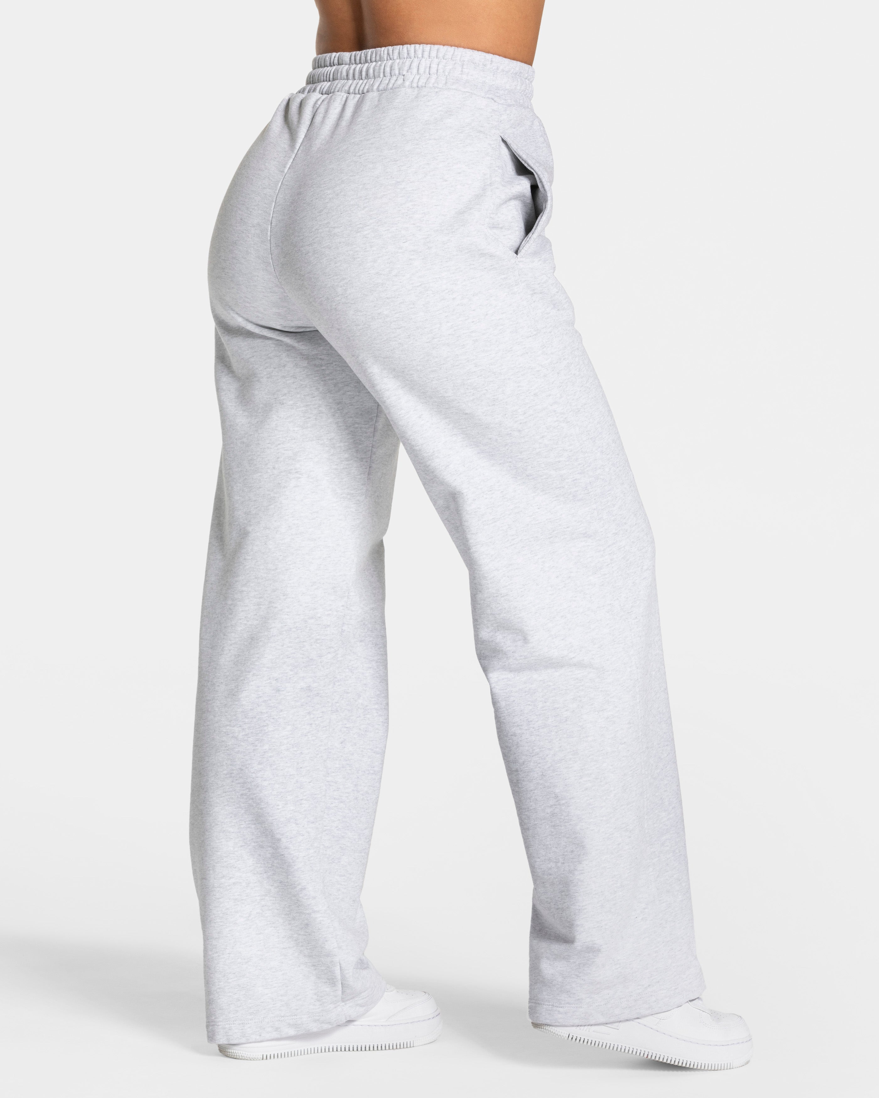 RI’VAIV Straight Leg Jogger "Hellgrau"
