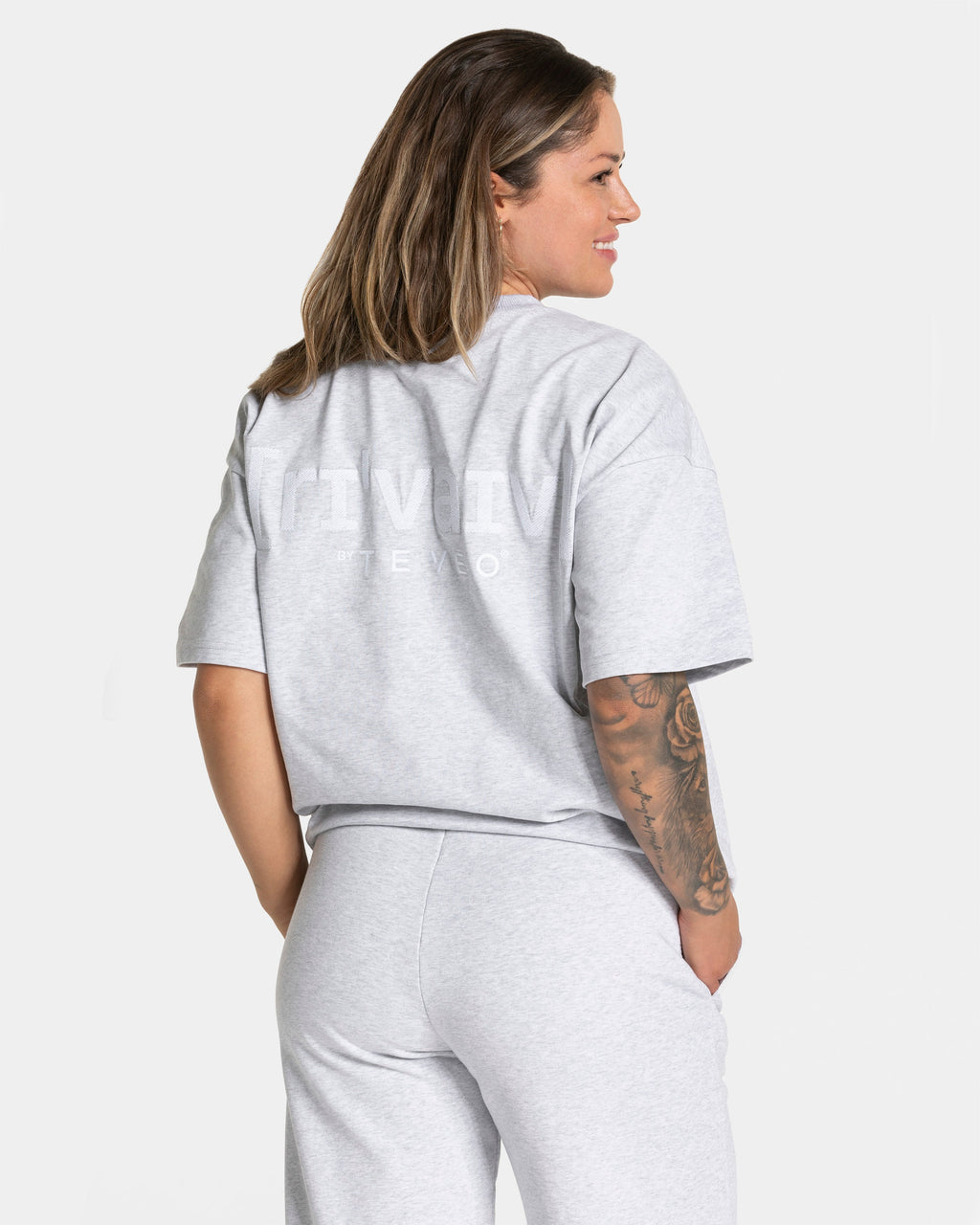 RI’VAIV Oversized T-Shirt "Hellgrau"