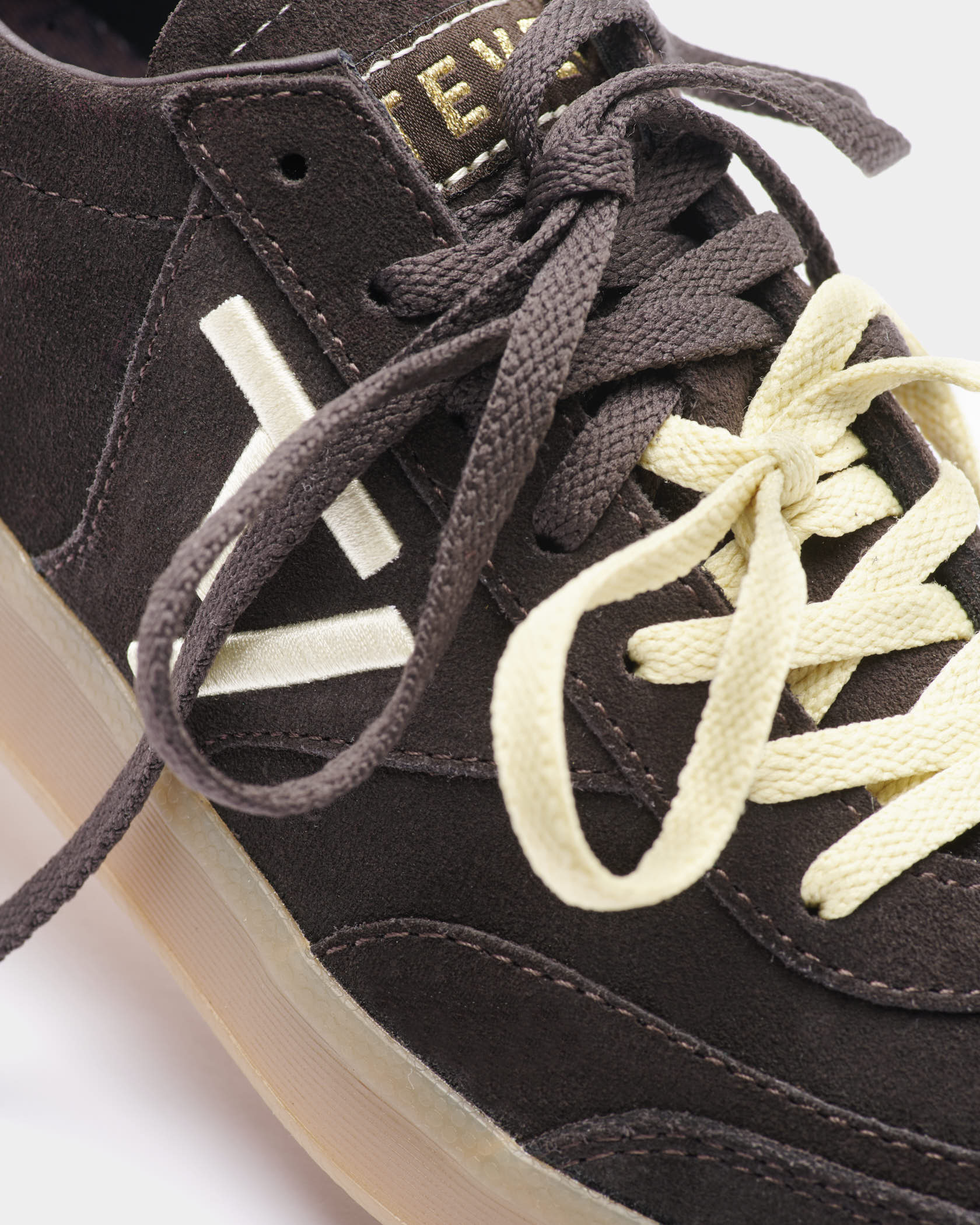 Classic Sneaker Women "Dark Chocolate - Butter Yellow"