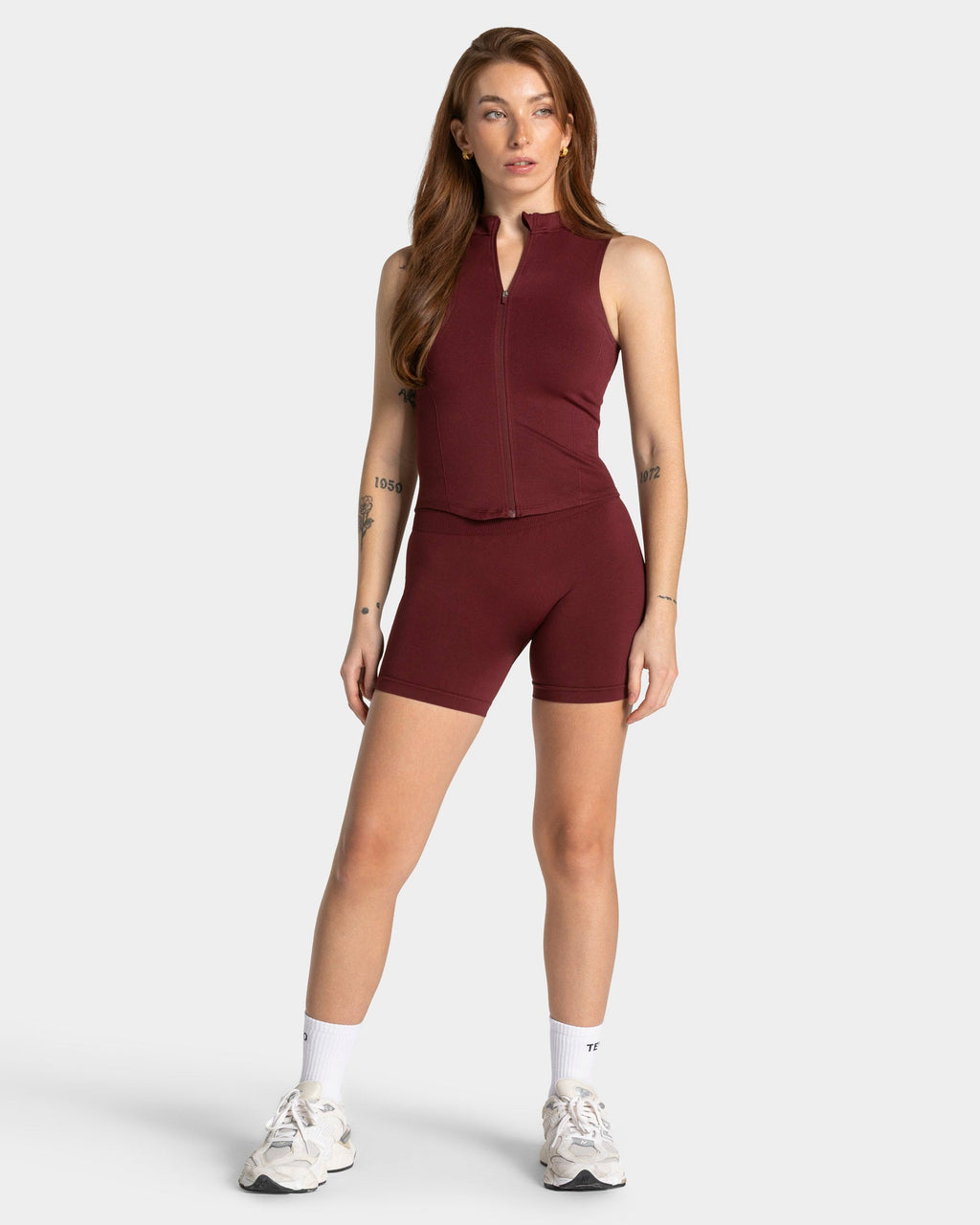 Timeless Pro Short "Weinrot"