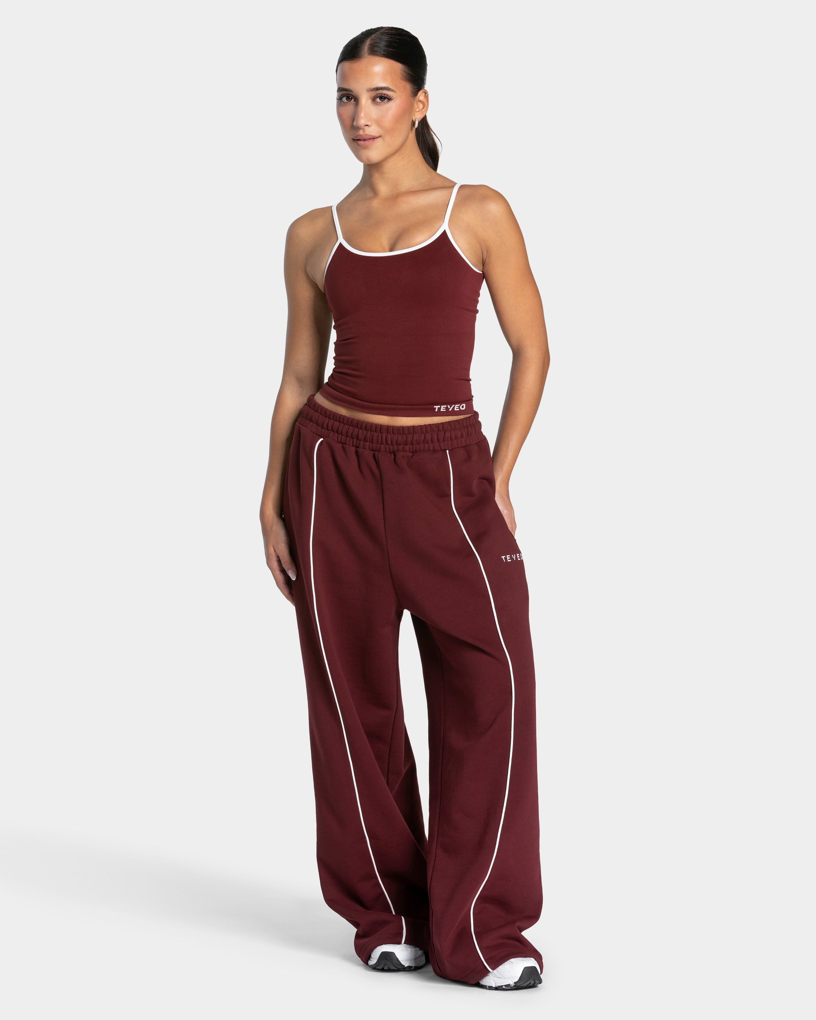 Contrastline Cami Top "Weinrot"