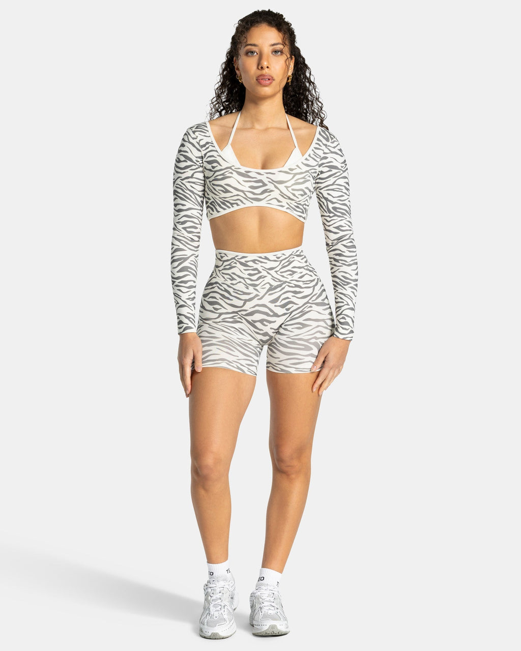 Contrastline Sculpt Scrunch Shorts "Zebra Off White"