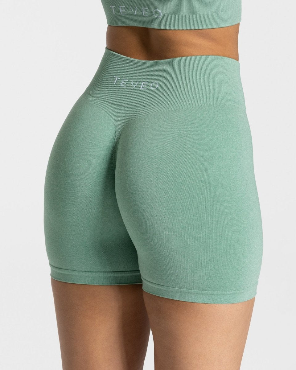 Timeless Scrunch Shorts "Salbei"